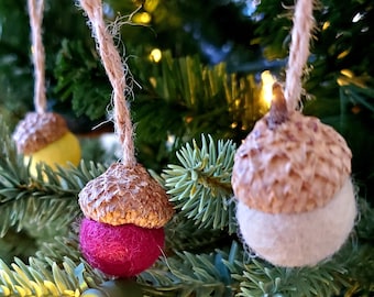 Felted Wool Acorn Ornaments with Twine Hanger, Set of 8 - Multicolored, Gift Wrap Decoration, Napkin Rings, Wreath Decoration, Hand Felted