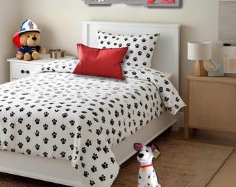 Dog Paw Comforter, Animal Theme Bedding, Kids Bedroom Decor, Dog Lover Gift, 101 Dalmatians Duvet Cover, Pet Owner Quilt, Puppy Print