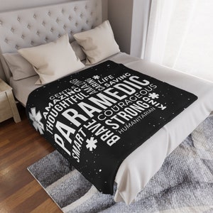 Paramedic blanket, Paramedic retired gift, First responder, EMT gifts, medical blanket, emergency nurse gift, paramedic graduation gift