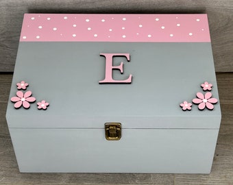 Personalised toy box,  childs memory box, keepsake box, new baby memory box, personalised toy box