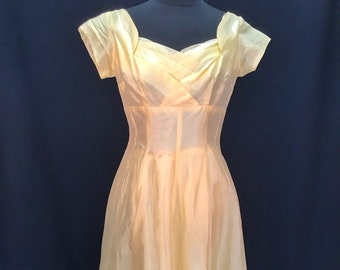 Vintage 1950s Pale Yellow Organza Rockabilly  Dress