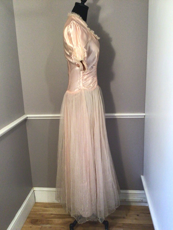 Vintage 1940s early 50s Rose Pink Satin Dress Gow… - image 4