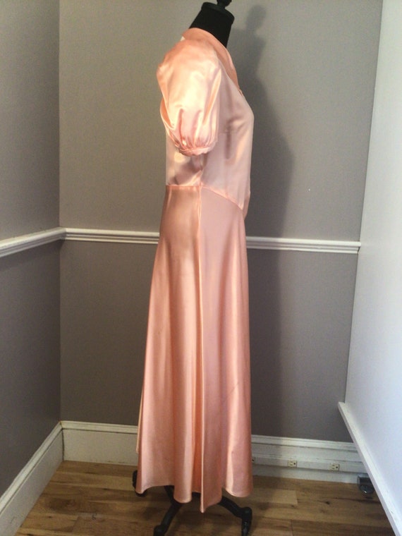 Authentic Vintage 1940s pink silk Satin Dress Gown - image 3