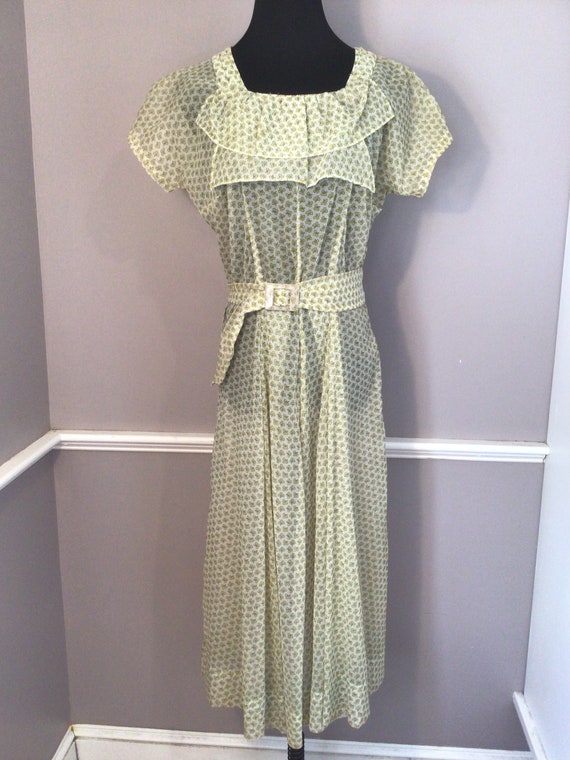 Authentic Womans Vintage early 1940s semi sheer N… - image 2