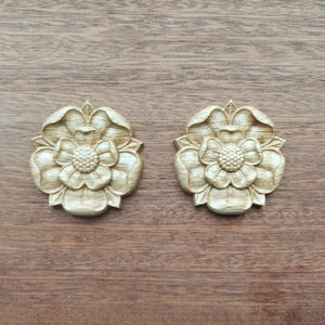 Pair of Solid Oak 50mm Tudor Rose Wood Carved Onlay Ideal For Fireplace Cupboard Boxes Furniture Interior Design Home Decor Arts and Crafts