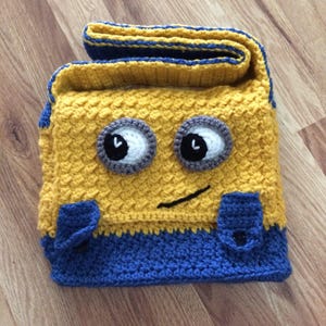 Crochet inspired Minion purse