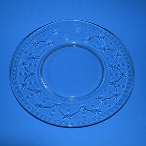 Christmas plates set of 4, Salad/Dessert Plate  cut stars  7 1/2&quot;  #10312018