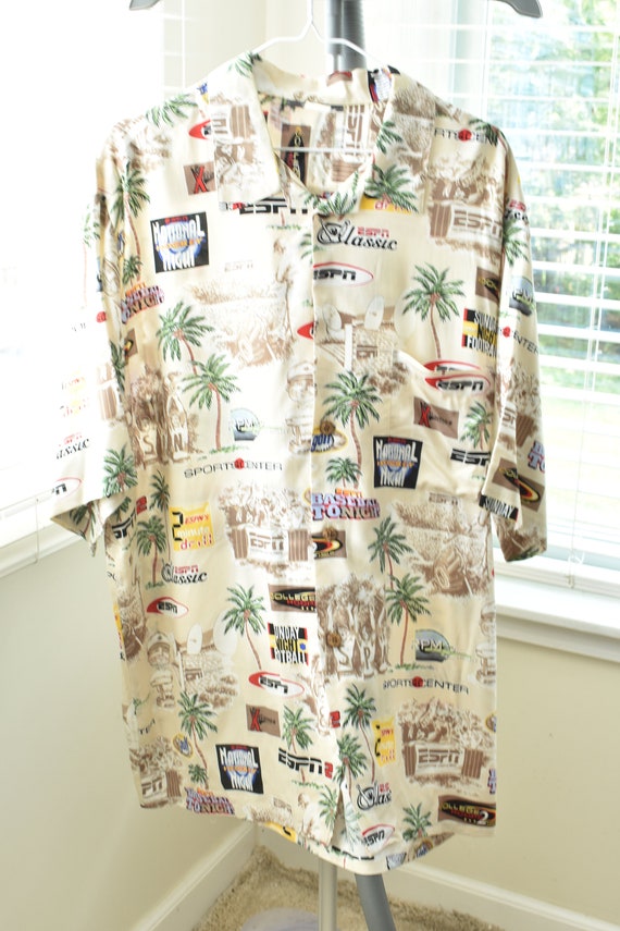 XL ESPN Zone Sportscenter Hawaiian Shirt Football 