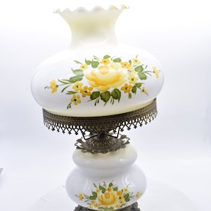 Vintage Table Lamp Accurate Casting Co Large 3 Way Hurricane Yellow Flowers