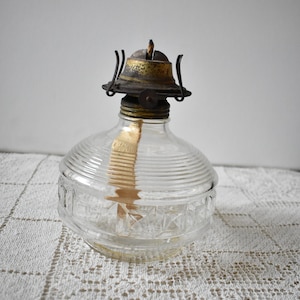 Vintage Lamplight Farms large Oil Lamp Clear Glass Embossed, #14P