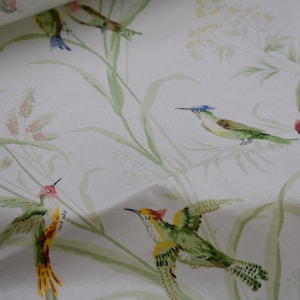 Thibaut 1998 Satin de coton floral et oiseaux tissu blanc rare « Augustine »