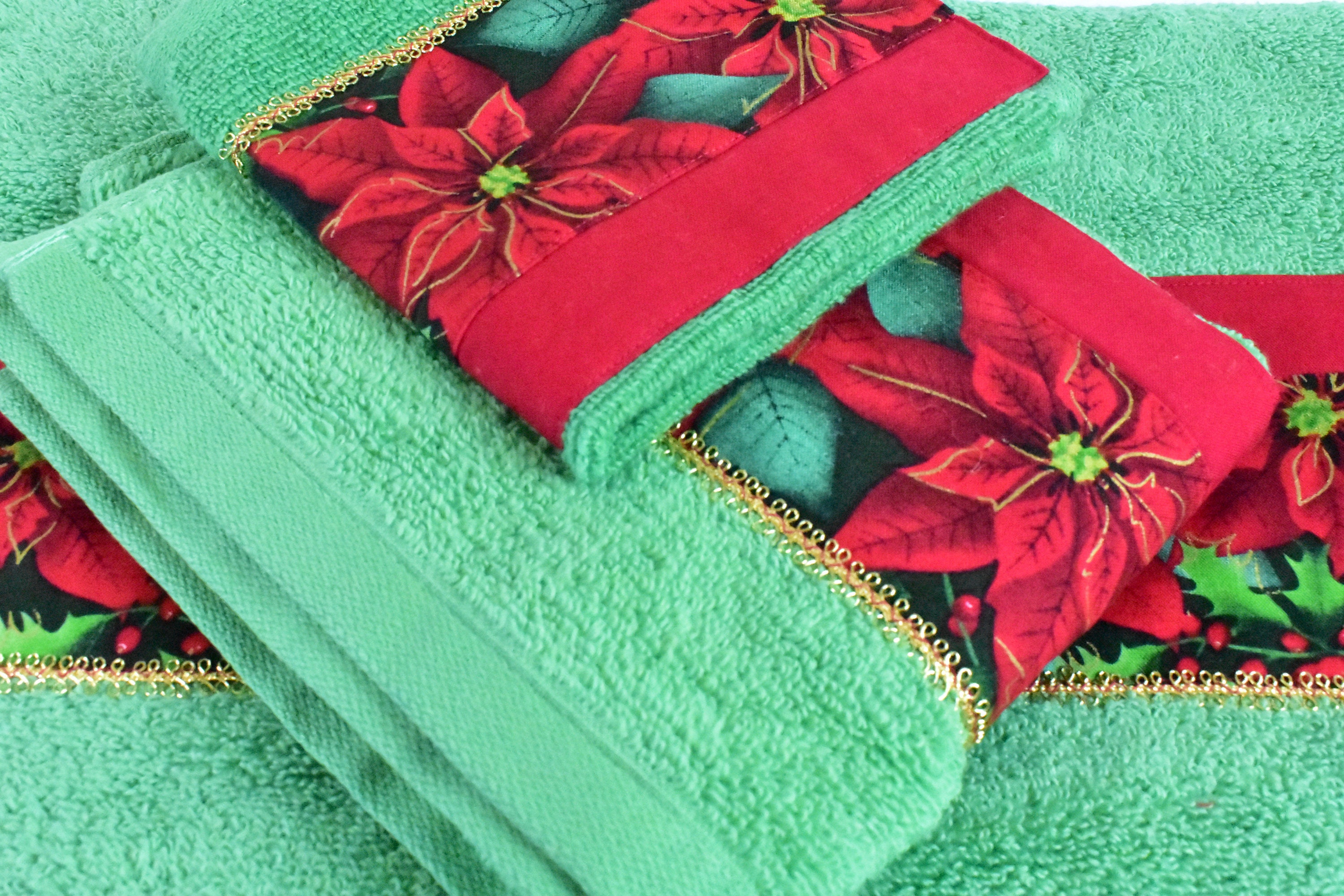 Christmas themed bath Towels bath towels hand towel towel | Etsy