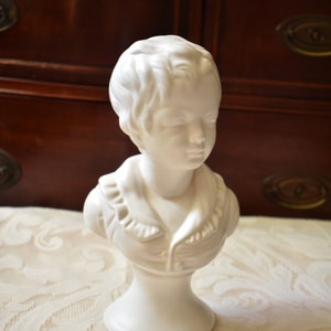 Vintage Shabby Country Decor White Porcelain Statue Bust Figurine, Boy White Porcelain Bust Statues, #020321