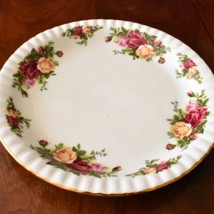 Royal Albert Old Country Roses 8 1/2 in Plate, #082222