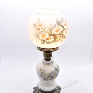 Vintage Hurricane Lamp &quot;Gone With The Wind&quot; Table Lamp, Parlor Lamp Floral