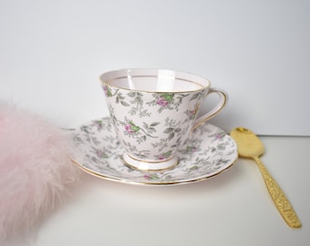 Taza de té toscana vintage y platillo chintz gris y rosa #10132018