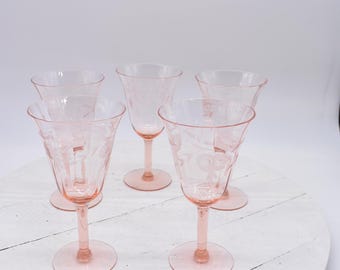 Juego de 5 vasos rosa palo estilo Depression Glass, vasos con pie rosa para champán. Vino, vasos de agua, #R10