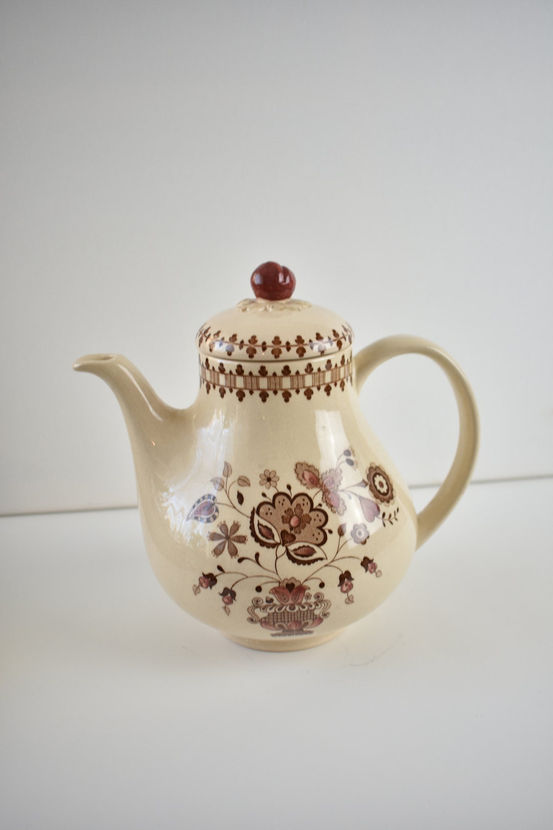 Teapot Johnson Bros Staffordshire Old Granite Jamestown Made in England