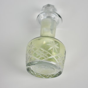 Vanity Bottle, Covered Jar Container Trinket, perfume crystal, bottle glass perfume bottle green glass vanity perfume bottle, #011721