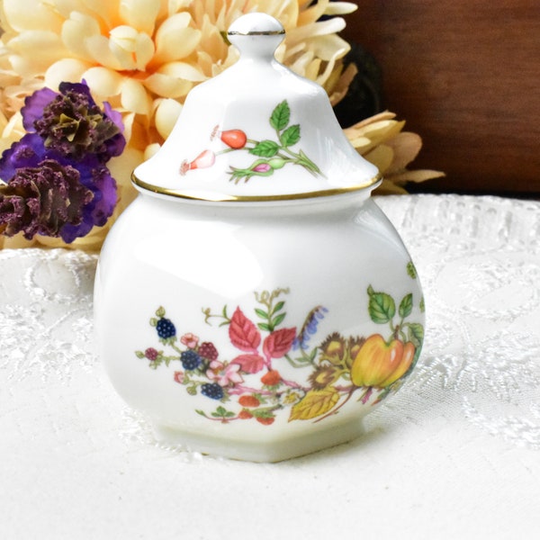 Aynsley SOMERSET Fine Bone China  England jar with lid, #03202019D