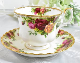 Vintage Royal Albert 1962 Old Country Roses Tea Cup