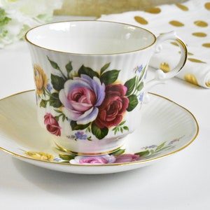 Tea cup and saucer Royal  Dover England Roses Flowers china #0221
