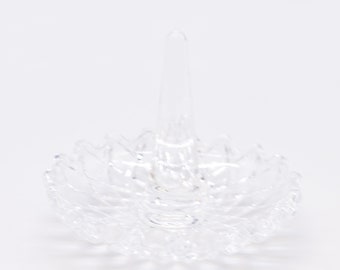 Crystal Ring Dish, Small Vintage Clear Leaded Crystal Ring Dish, Little Clear Cut Crystal Glass Ring Bowl, Fancy Ring Holder