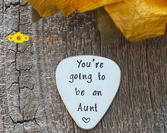 You're Going to be an Aunt Guitar Pick, Pregnancy Reveal, Custom Guitar Pick, Metal Pick, Birth Announcement, New Aunt Gift, Aunt Keyring