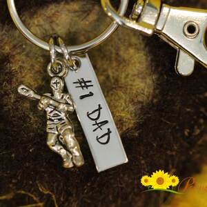 Lacrosse Player Tag Keychain, Team Gift, Personalized Lacrosse Gift, Gift for Coach, Gym Bag Tag, Sport Keychain, Father&#39;s Day, Grandpa Gift