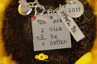 Collana Con Ciondolo A Cuore Per Insegnanti - Regalo Di Ringraziamento In Acciaio Inox Con Biglietto (Maestra, Professore, Educatore)