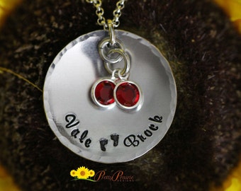 Colar de gêmeos abobadados, estampado à mão, personalizado, presente para nova mãe, borda martelada, pedras de nascimento, joias para mãe ou avó, presente para chá de bebê