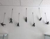 7 Piece Climbing Sculpture Wall Art Gift For Home Decor Interior Design Rock Climbing Man Contemporary Artwork woman Bronze