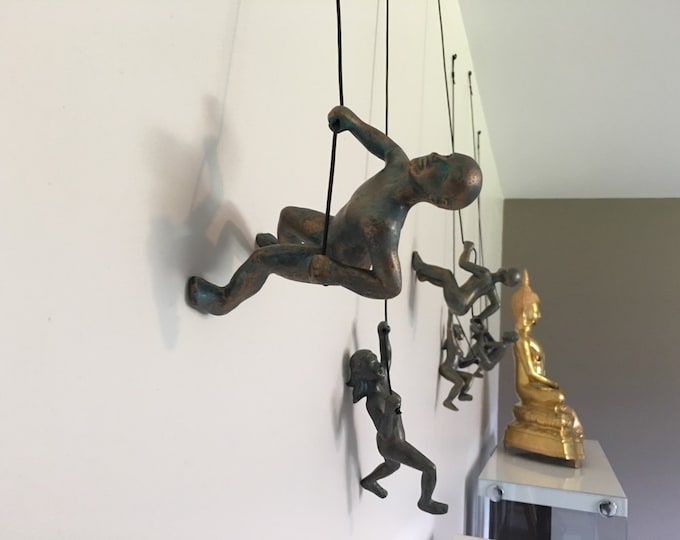 6 Piece Climbing Sculpture Wall Art Gift for Home Decor Interior Design