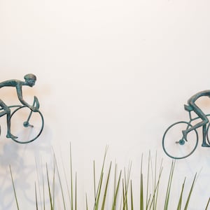 2 piece 3D Sculpture Bicycle Wall Art Gift For Home Decor Interior Design UNIQUE AND AMAZING floating Couple Bronze