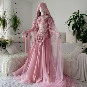 Lórien Gate Gown