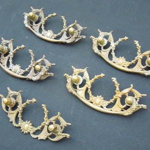 Lot Of Art Nouveau Brass Floral Dresser Swing Pulls, Antique Ornate Brass Handle Hardware, FREE SHIPPING!!