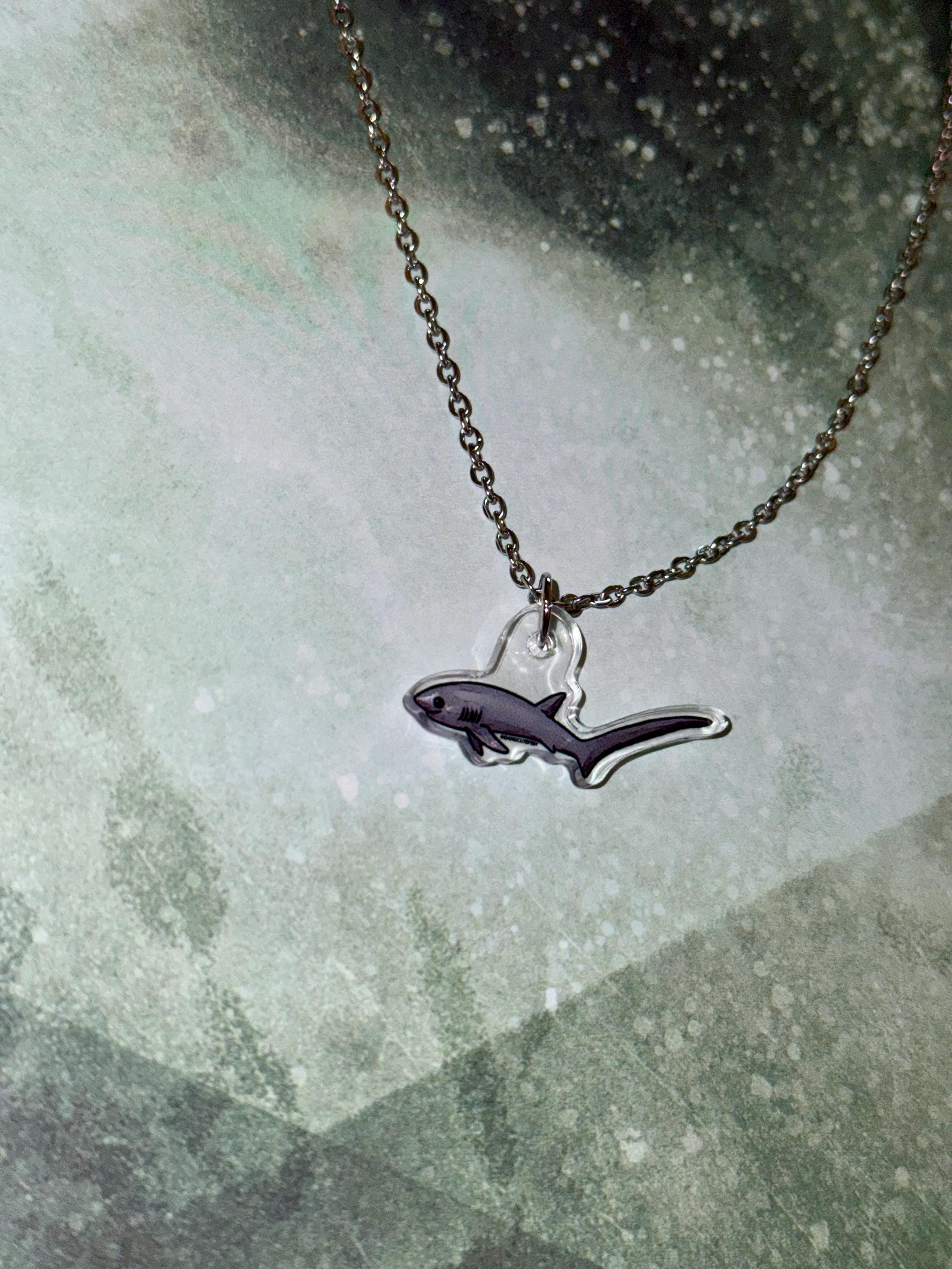 VITALY シャークフィン ネックレス Thresher Shark Necklace - Elasmobranch Jewelry, Aquarium Jewelry