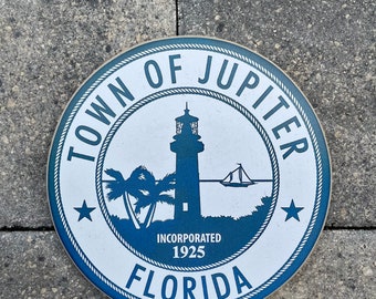Town of Jupiter Florida 8X8 round sign - Photo on Wood