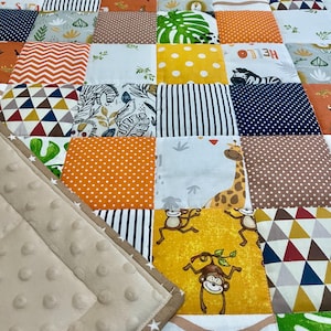 Handgemachte Patchwork Babydecke Dschungel