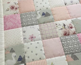 Édredon pour bébé fait main en patchwork Fait main par Mum&me cygne