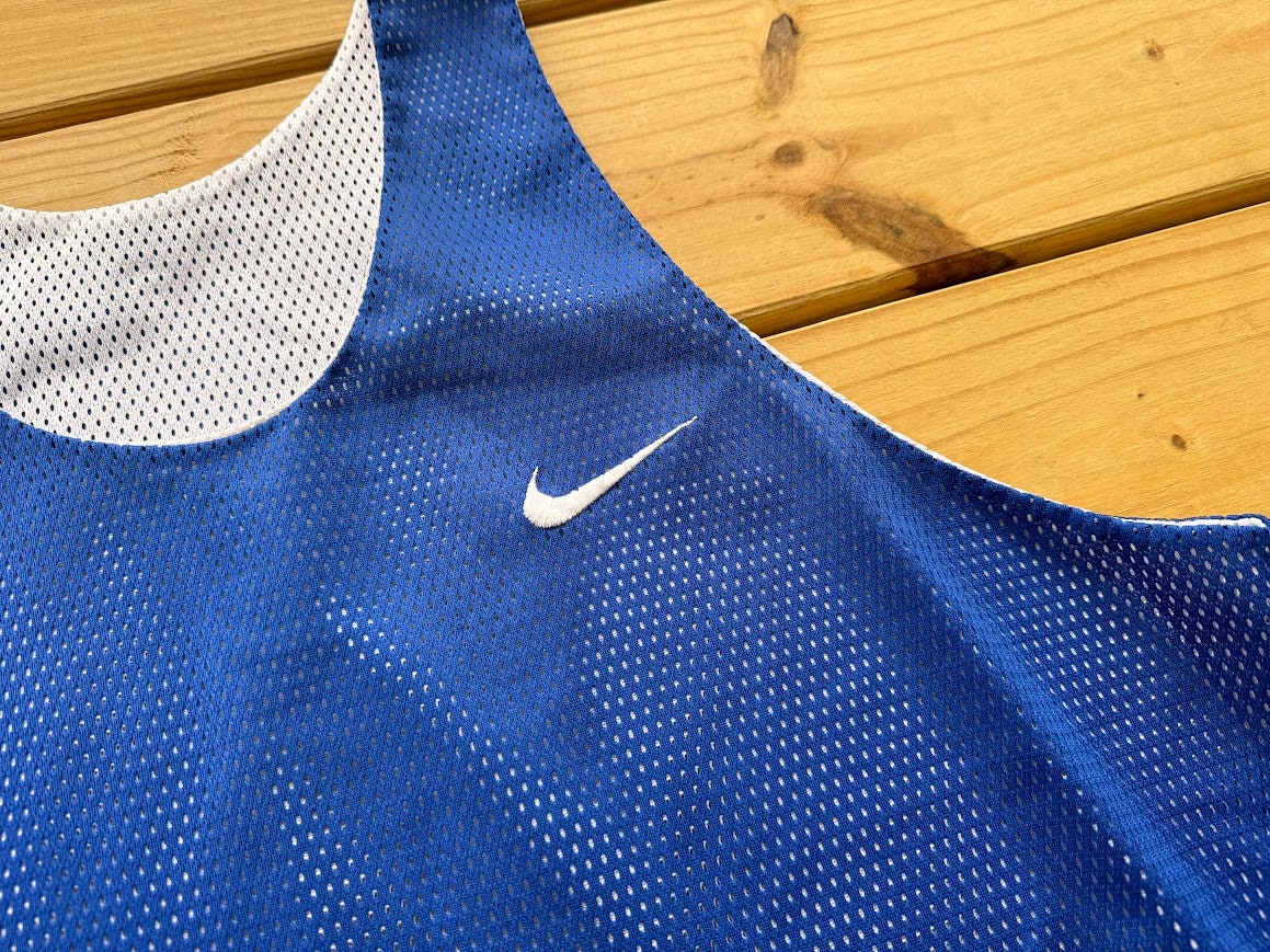Nike reversible mesh tank hotsell