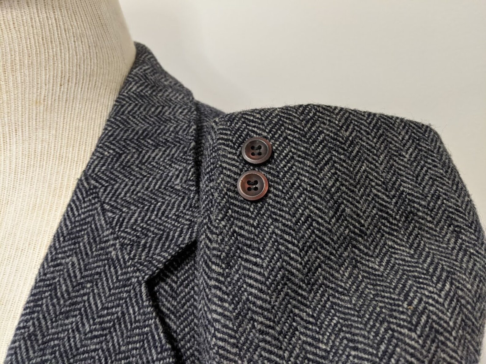 Vintage 1980's Men's Herringbone Tweed Suit Jacket | Etsy