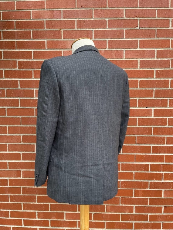 Vintage 1960's Men's Grey Pinstripe Wool Suit Jac… - image 2