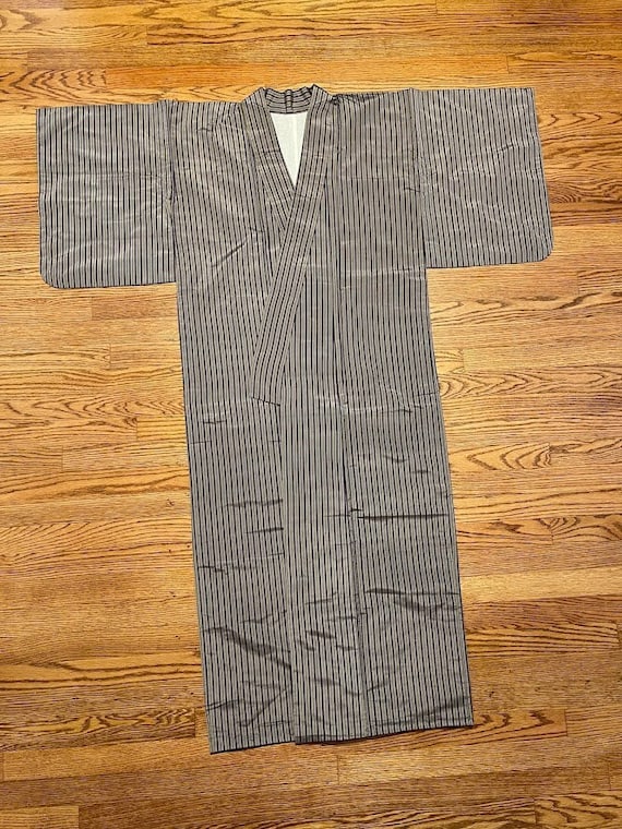 Vintage Traditional Japanese Women's Striped Silk 