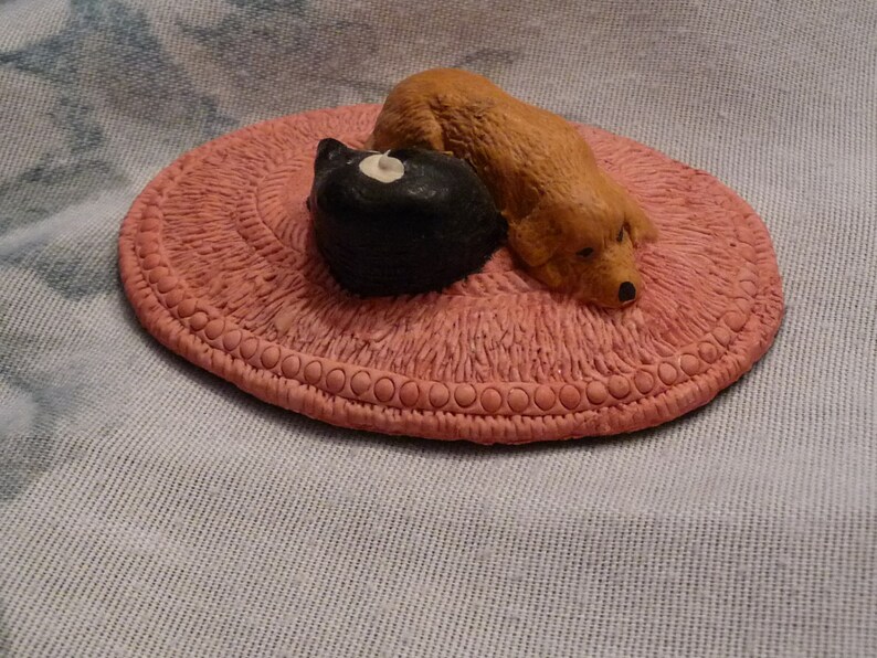 Fraser Creation Cat /& dog Figurine