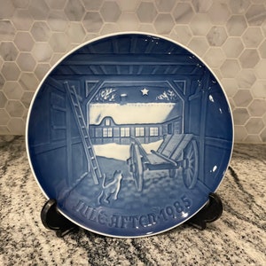 1985 7&quot; Plate by Bing  & Grondahl  Christmas Plate
