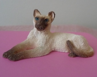Vintage 1990 Siamese  Cat