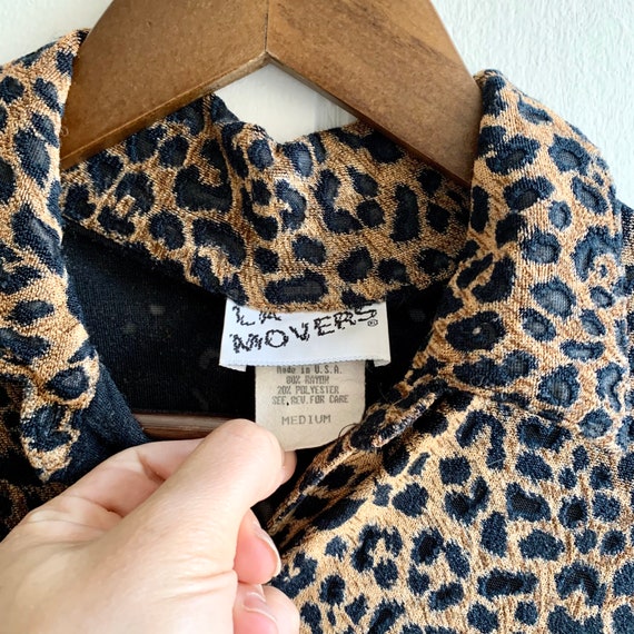 1990s Vintage Leopard Button Down Blouse - image 3