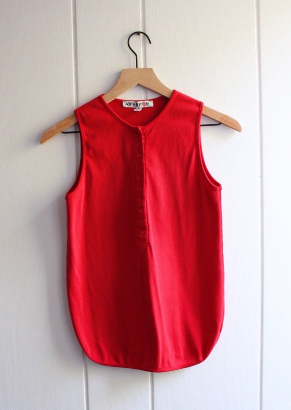 1980s Vintage Cherry Red Sleeveless Top Button Fr… - image 1