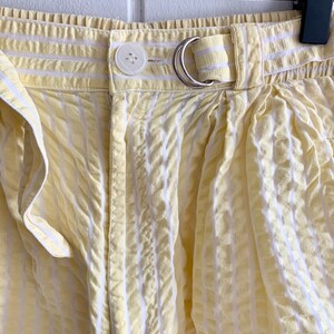 80s 90s Vintage Seersucker Pleated Shorts Yellow White Pleated image 7